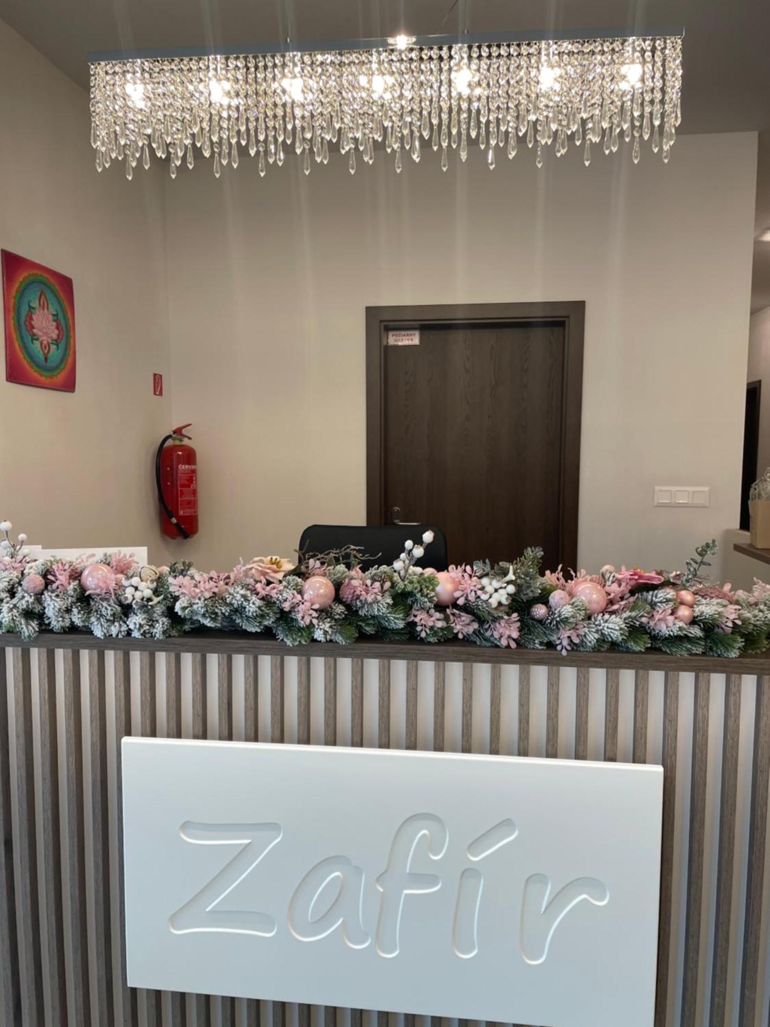 Zafir Hotel Дунавска Стреда Екстериор снимка
